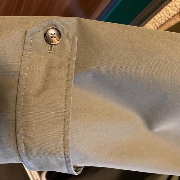 GAP Icon Trench Coat - Picture 6 of 6